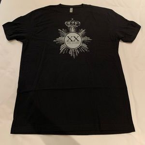 John Varvatos tee - new size large